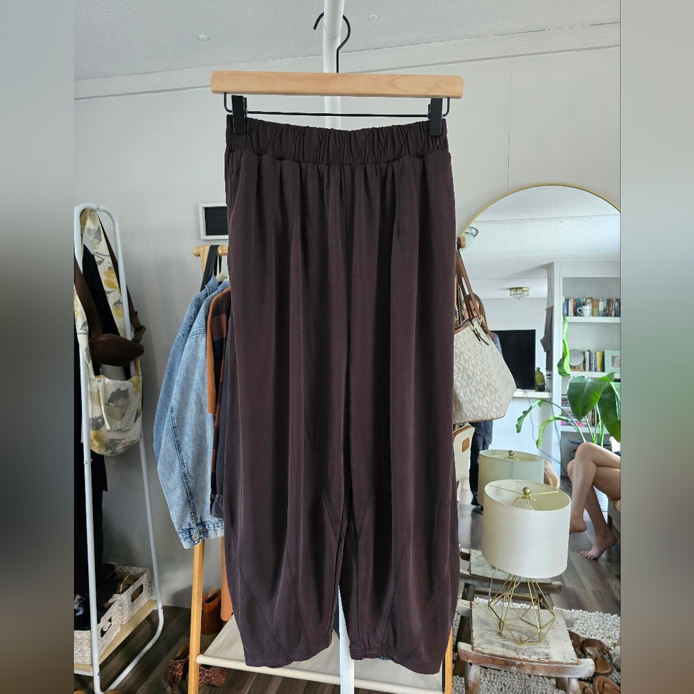 $98 NWOT Free People Chocolate Brown Sweatpants